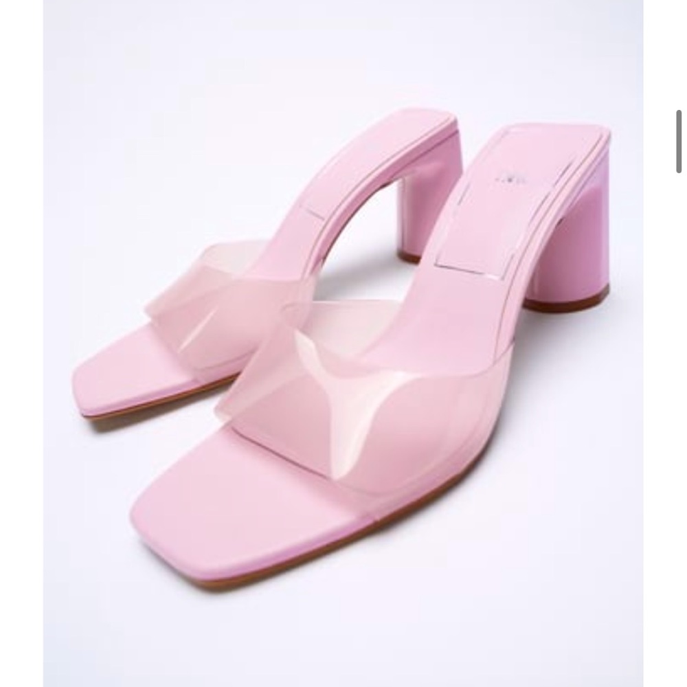 ZARA WIDE HEELED VINYL SANDALS